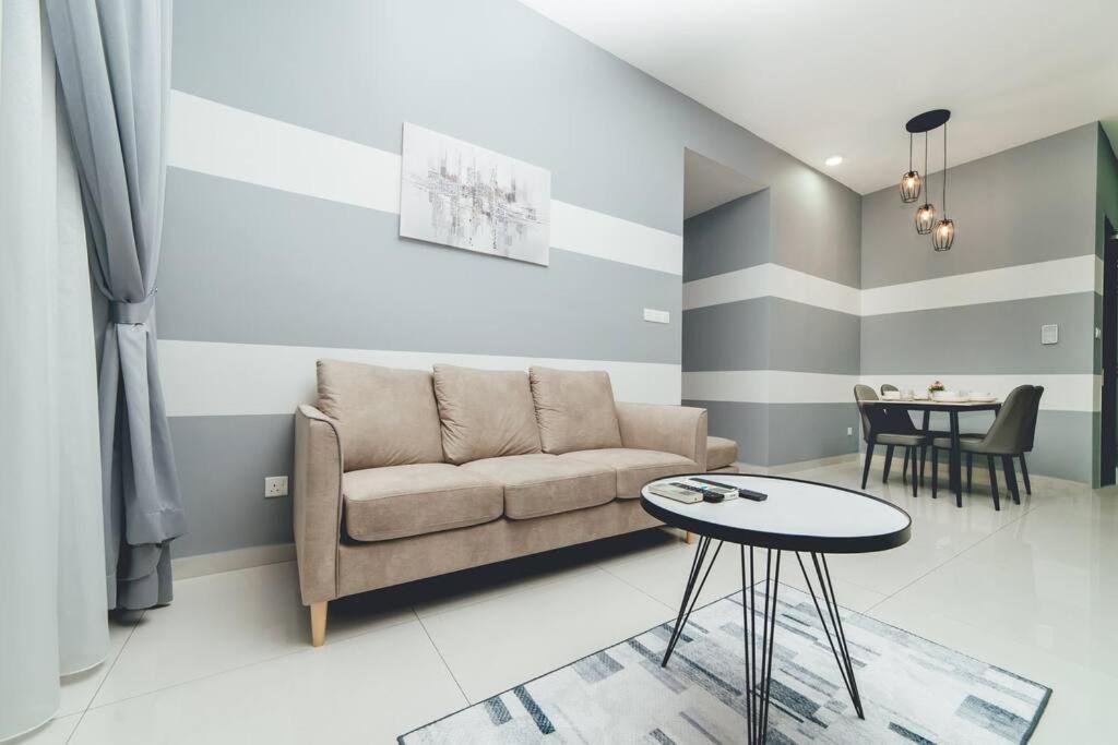 Danga Bay Playful 2br Kidscorner W Balcony By Our * Johor Bahru
